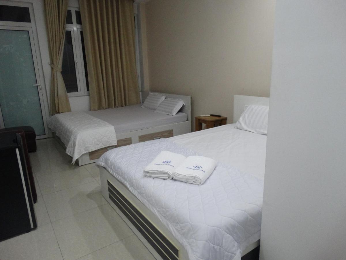 Tan ThàNh Hotel Thành Pho Ho Chí Minh Esterno foto