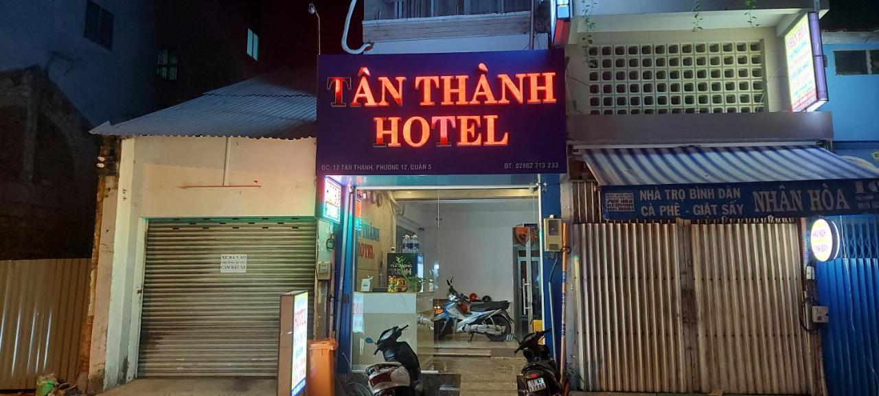 Tan ThàNh Hotel Thành Pho Ho Chí Minh Esterno foto